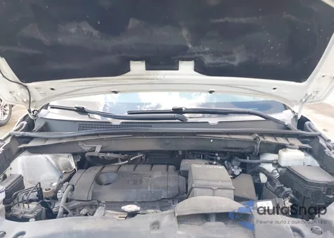 2018 Toyota Highlander Le from USA, damaged, VIN 5TDZARFH4JS039310